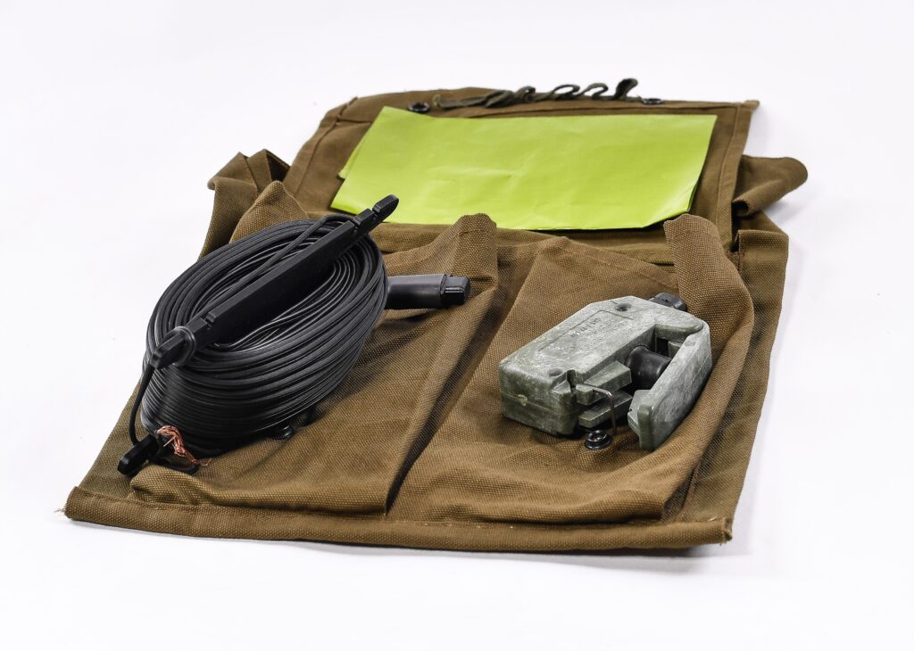Original Surplus M57 Clacker Kit